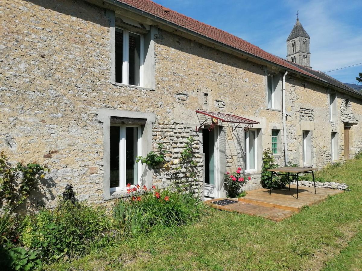 Maison Renovee En Pierres Sejour Spacieux Avec Jardin Et Terrasse Amenagee Pres Omaha Beach & Bayeux A 5Mn De La Mer Tous Commerces Commes Buitenkant foto